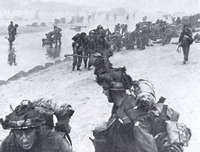 Landing of the troops on Sword Beach (74Ko)