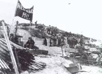 Utah Beach - HQ on red beach (56Ko)